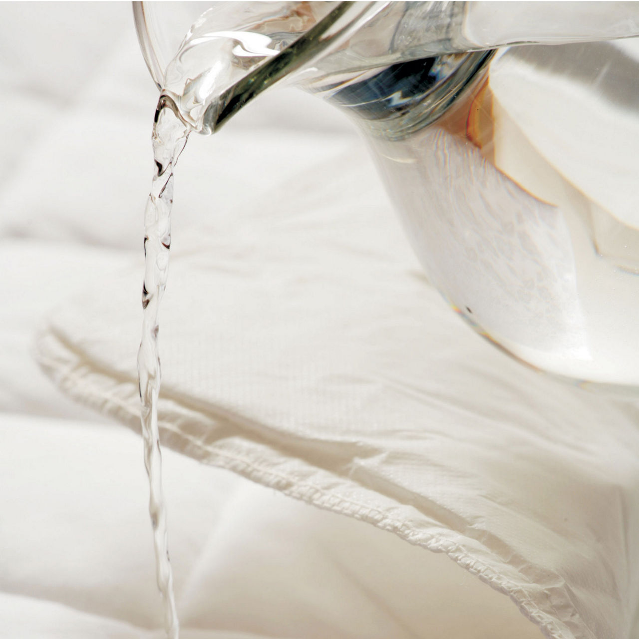 Anti-Bacterial Waterproof Mattress Protector Anti-Bacterial Waterproof Mattress Protector