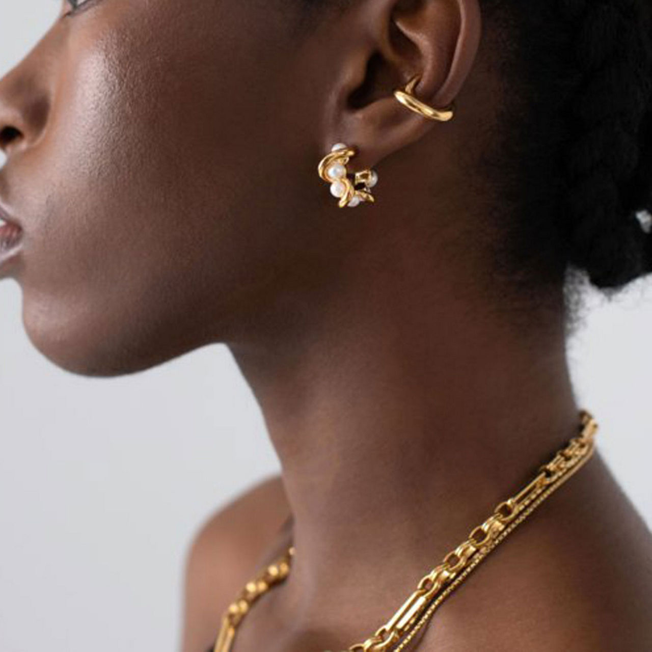 Molten Pearl Twisted Mini Double Hoop Earrings Molten Pearl Twisted Mini Double Hoop Earrings