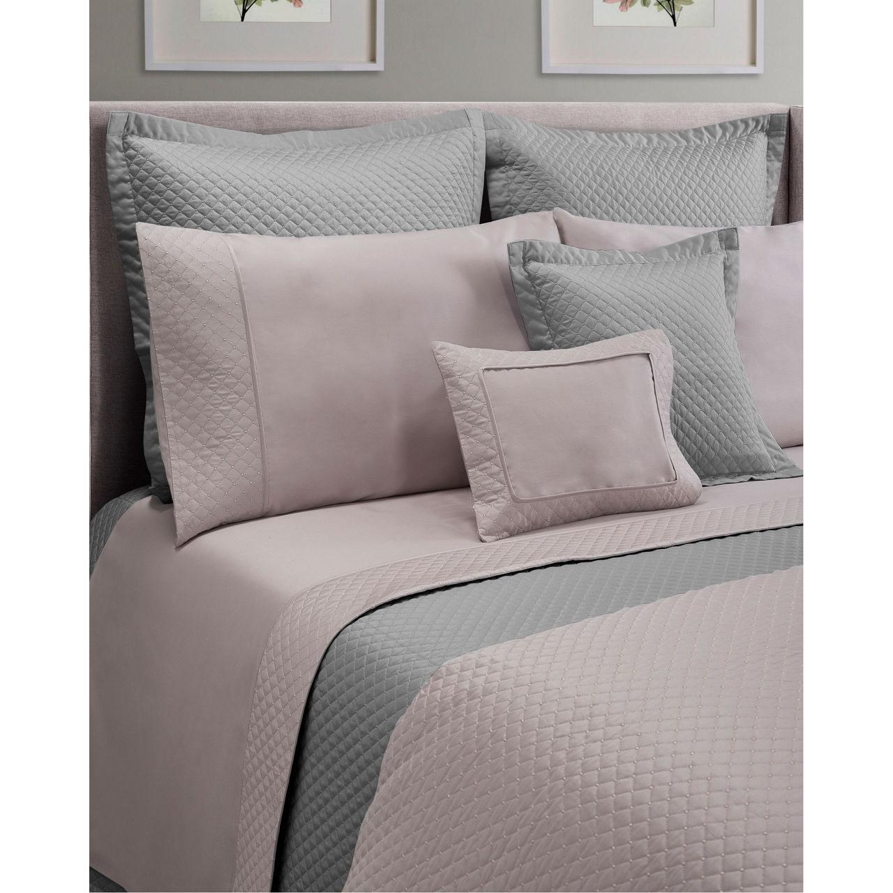 Vicky Bed Spread Vicky Bed Spread