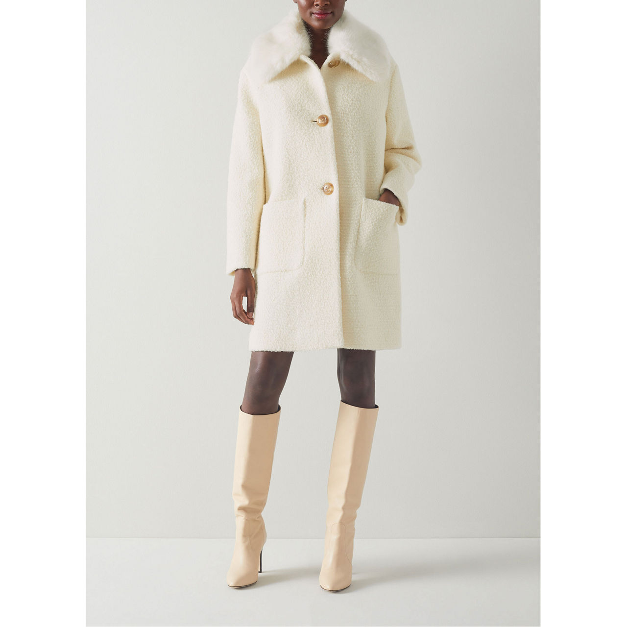 Aster Bouclé Faux Fur Collar Coat Aster Bouclé Faux Fur Collar Coat