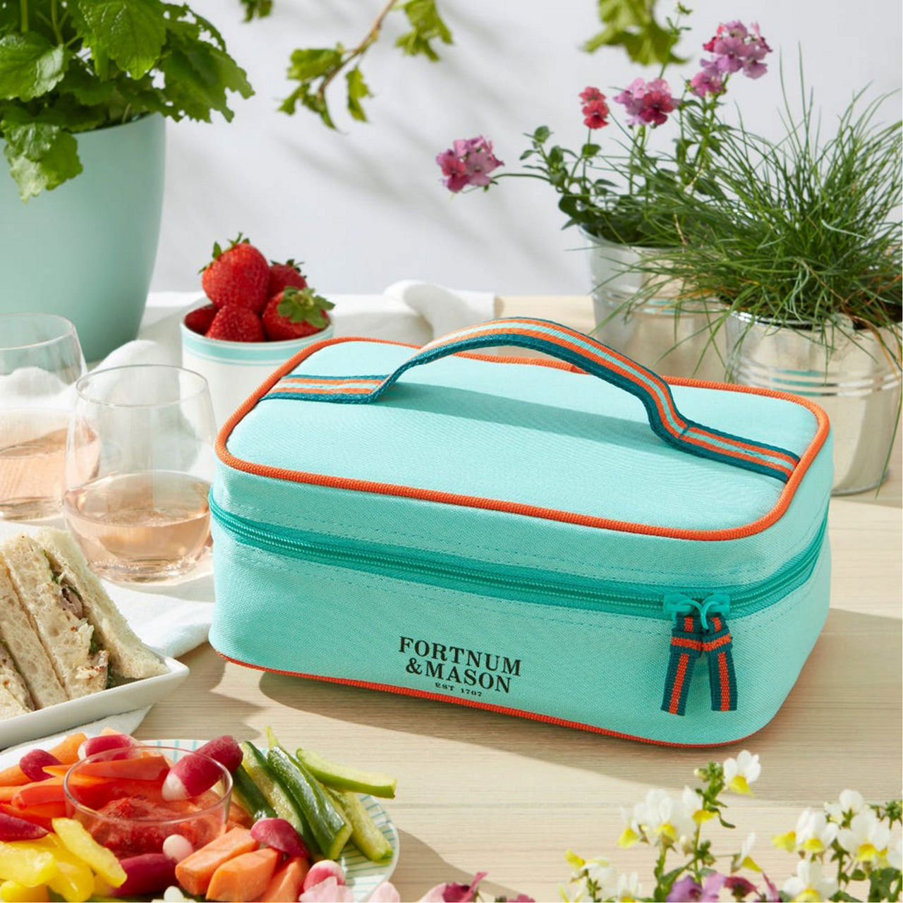 Fortnum’s Picnic Sandwich Bag, Eau de Nil Fortnum’s Picnic Sandwich Bag, Eau de Nil