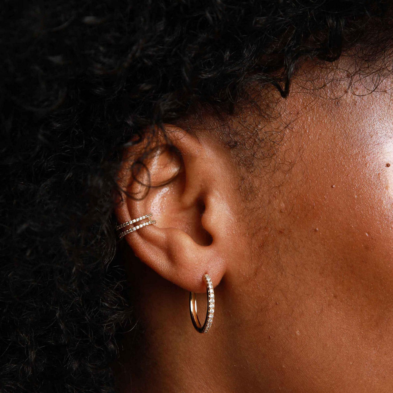 Crystal Hinge 18k Gold-Plated Small Hoops Crystal Hinge 18k Gold-Plated Small Hoops