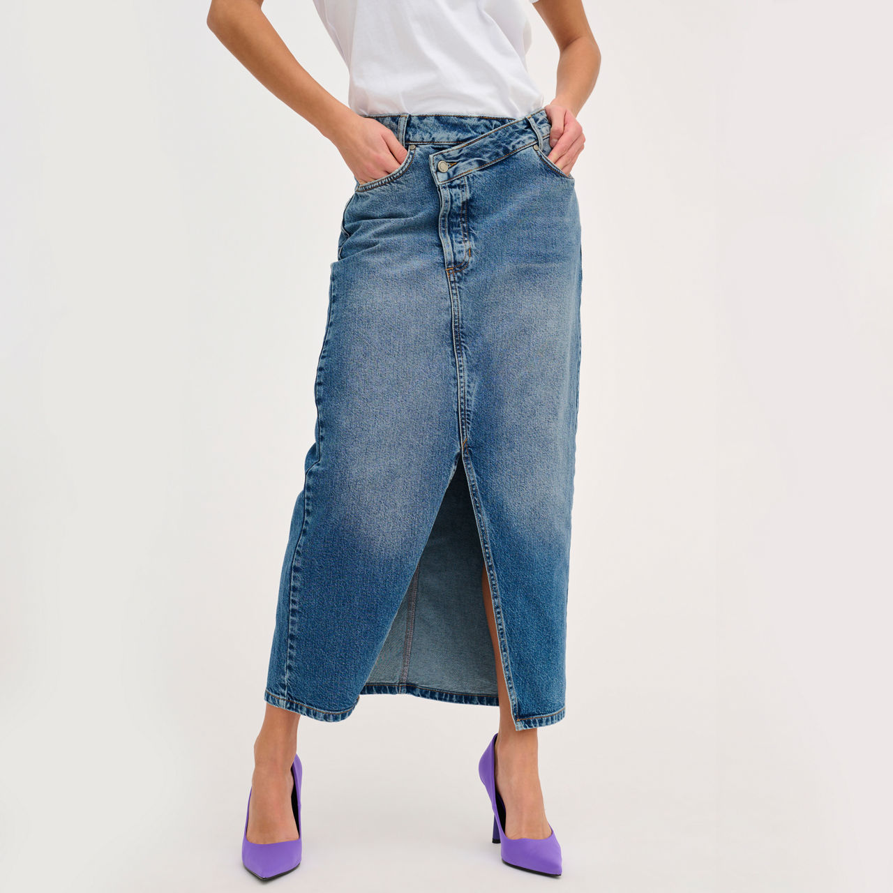 Louise Crossover Waist Denim Skirt Louise Crossover Waist Denim Skirt
