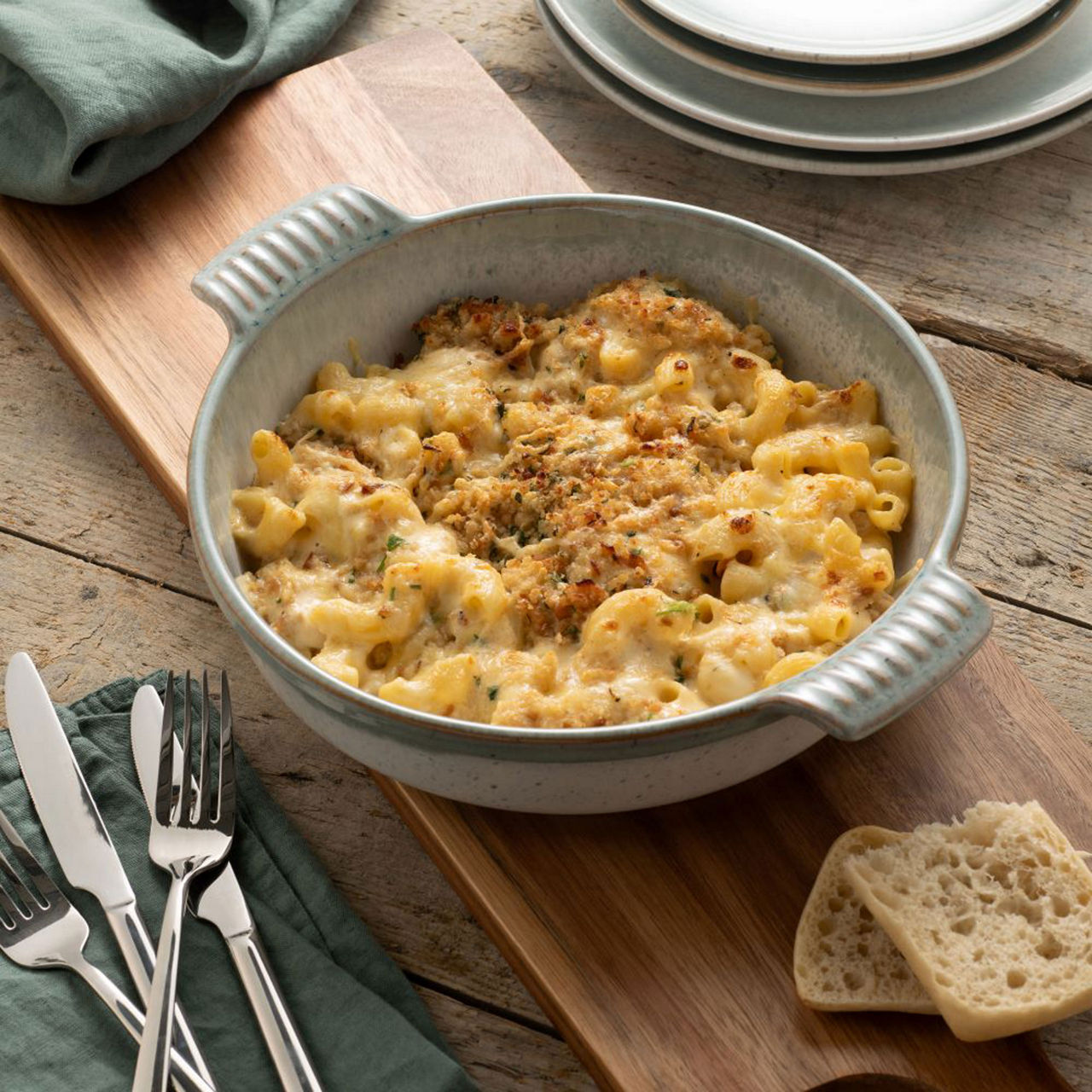 Tivoli Handled Round Baker Tivoli Handled Round Baker