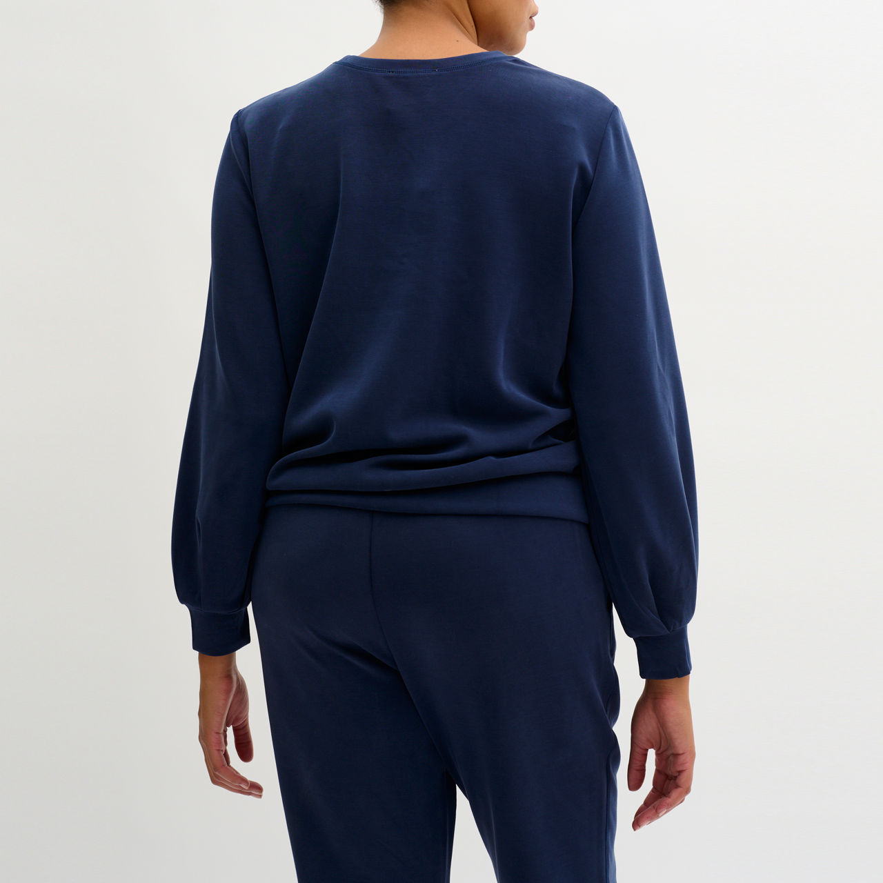 23 Regular Fit Sweatshirt 23 Regular Fit Sweatshirt