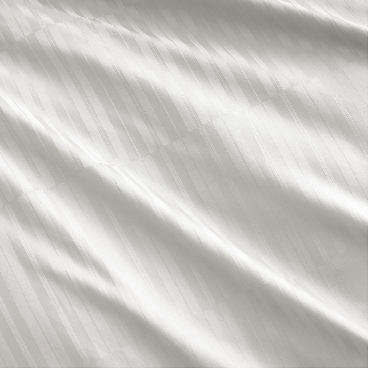 Saxton Duvet Cover Set White Saxton Duvet Cover Set White