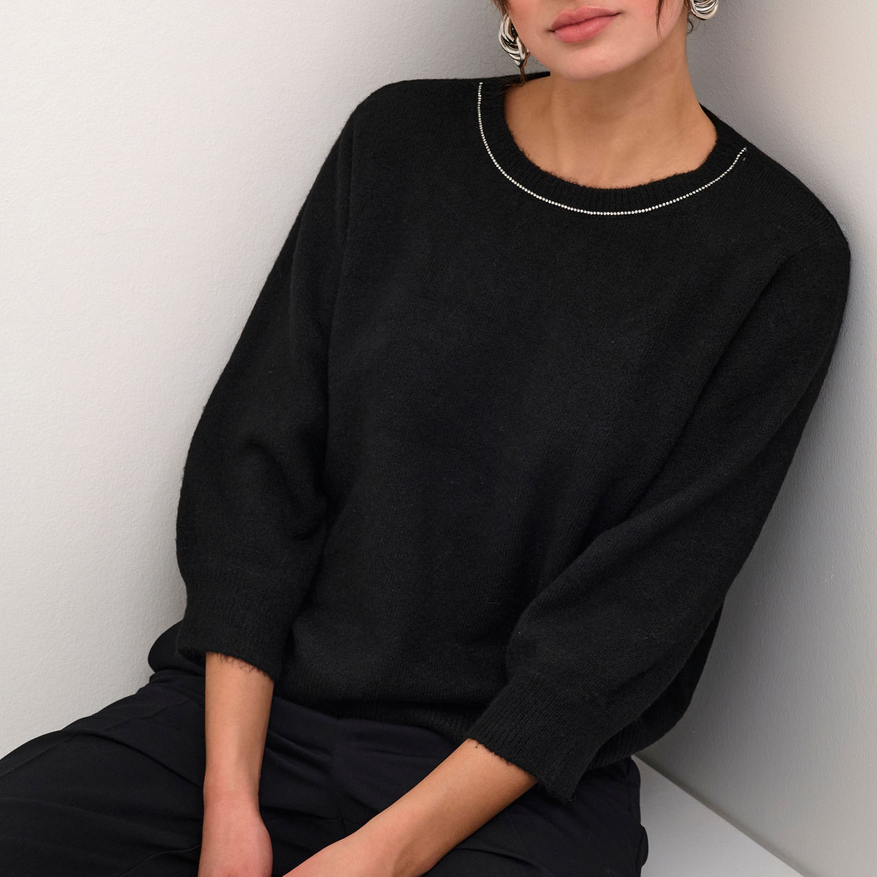 Meridith Embellished Sweater Meridith Embellished Sweater