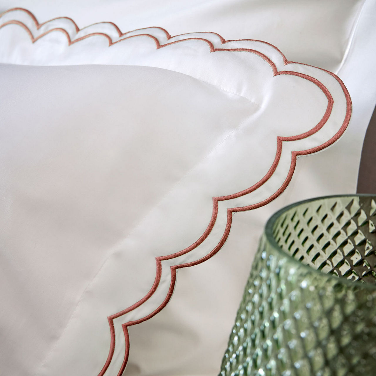 Scallop Edge Single Duvet Set Fire Scallop Edge Single Duvet Set Fire