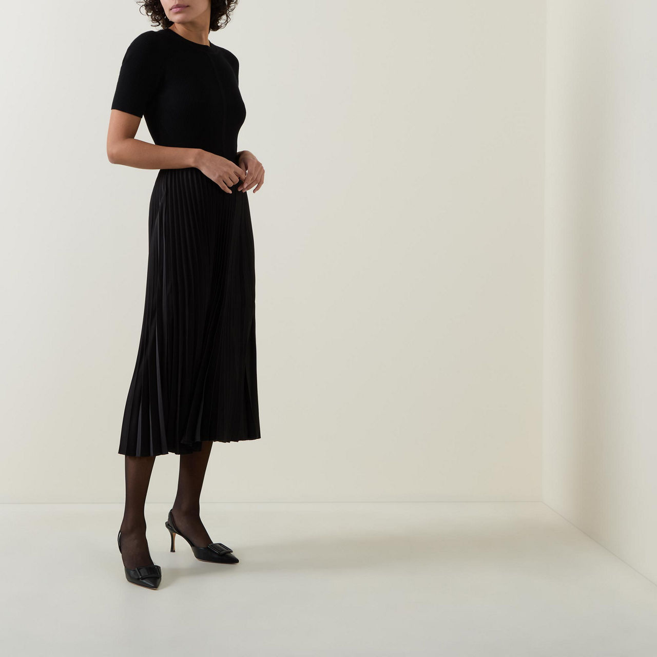 Fadridi Pleated Flared Dress Fadridi Pleated Flared Dress