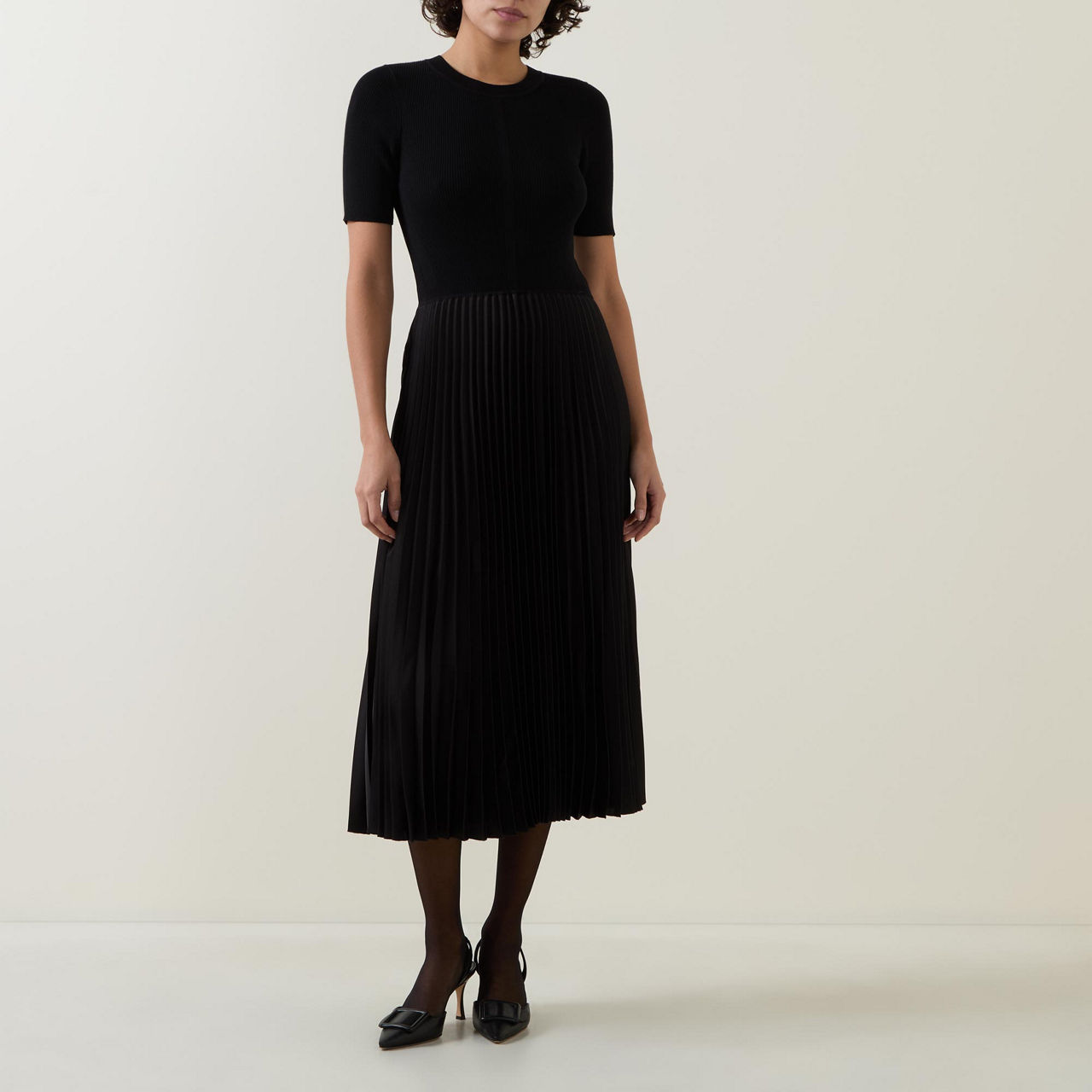 Fadridi Pleated Flared Dress Fadridi Pleated Flared Dress