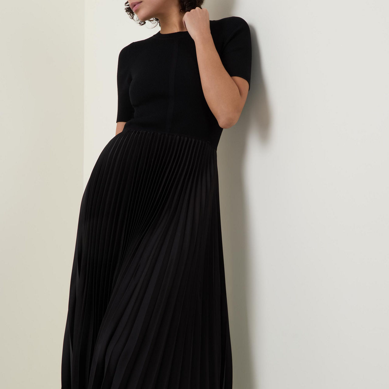 Fadridi Pleated Flared Dress Fadridi Pleated Flared Dress