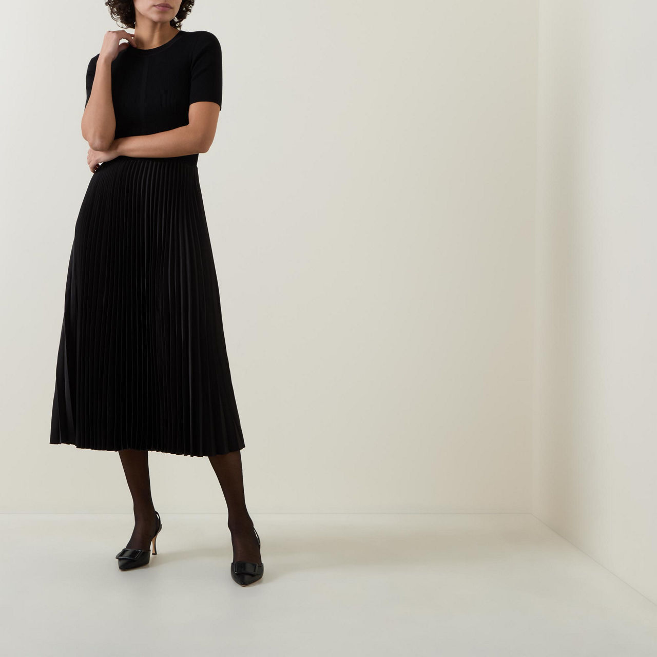 Fadridi Pleated Flared Dress Fadridi Pleated Flared Dress