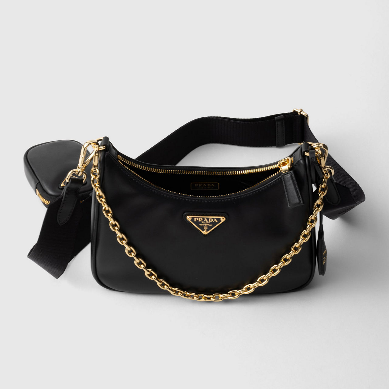 Re-Edition 2005 Leather Bag Re-Edition 2005 Leather Bag