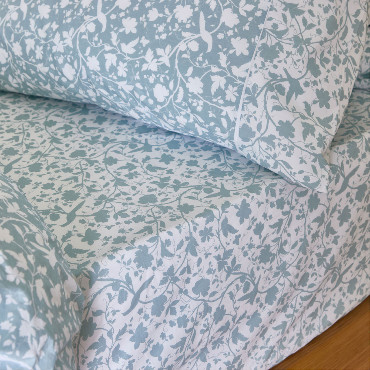 300 Thread Count Claire Fitted Sheet 300 Thread Count Claire Fitted Sheet