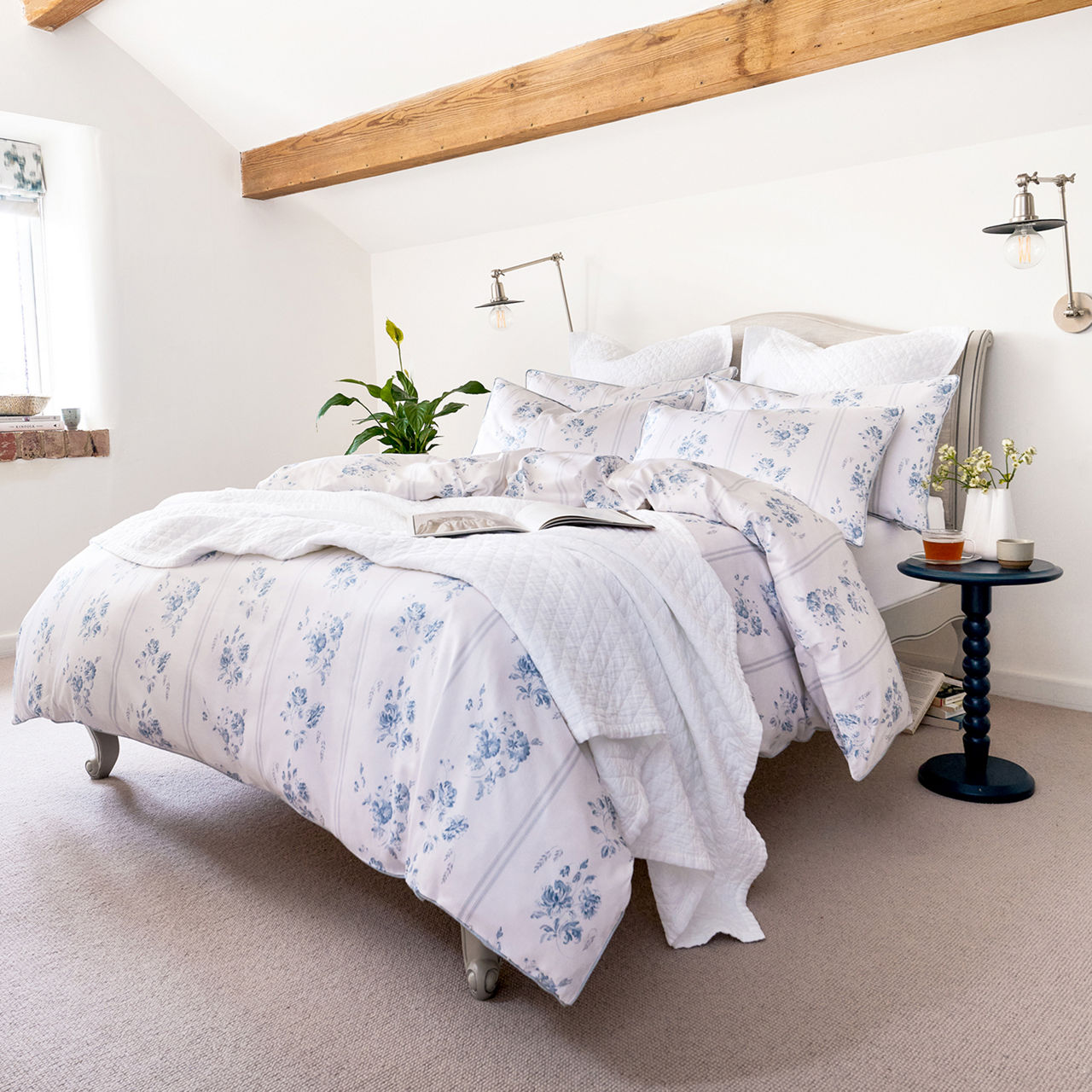 Austin Roses Duvet Set Blue Austin Roses Duvet Set Blue